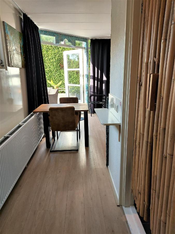 East Meets West Bed And Breakfast Veenendaal Exterior photo